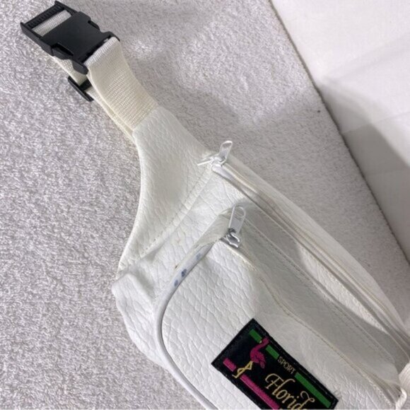 Vintage White Faux Leather Florida Sport Fanny Pack Bum Bag - Picture 10 of 15